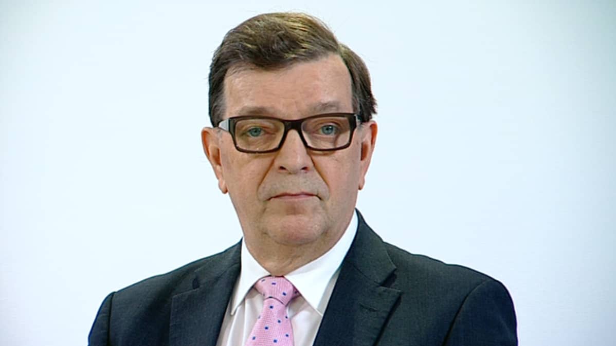 Paavo Väyrynen.