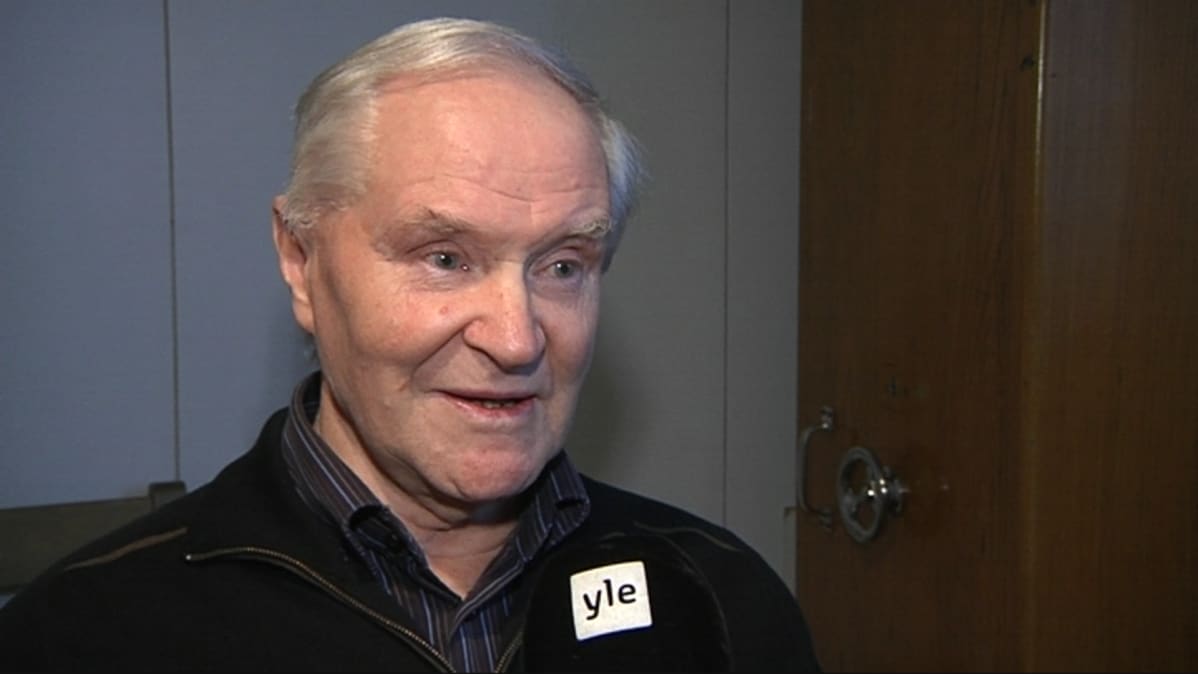 Oulun hiippakunnan kirkolliskokousedustaja Erkki Kujala.