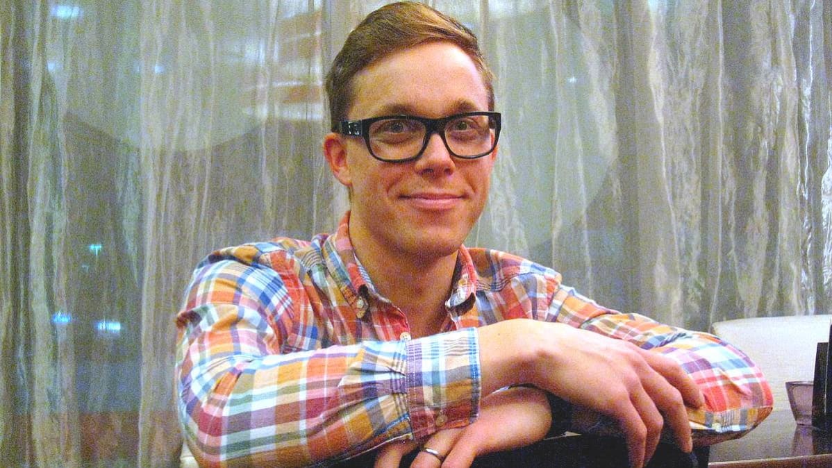Matti Arnkill hotelli Scandicin aulassa
