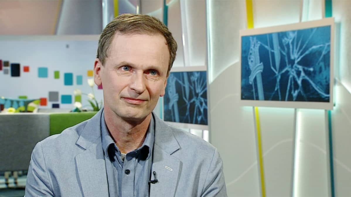 Rikosoikeuden professori Kimmo Nuotio.