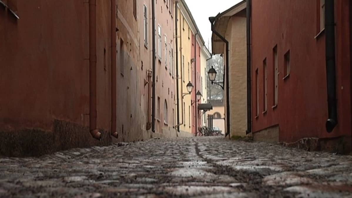 Keskiaikaista katua Turun Vanhalla Suurtorilla