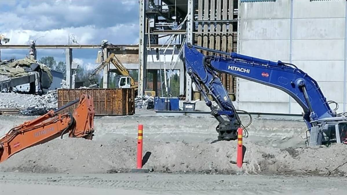 Kankaan alueella tehdään rakennustöitä.