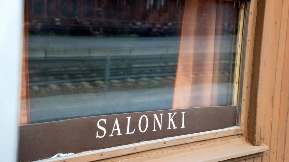 Vaunu on sijoitettu Mikkelin ratapihalle.