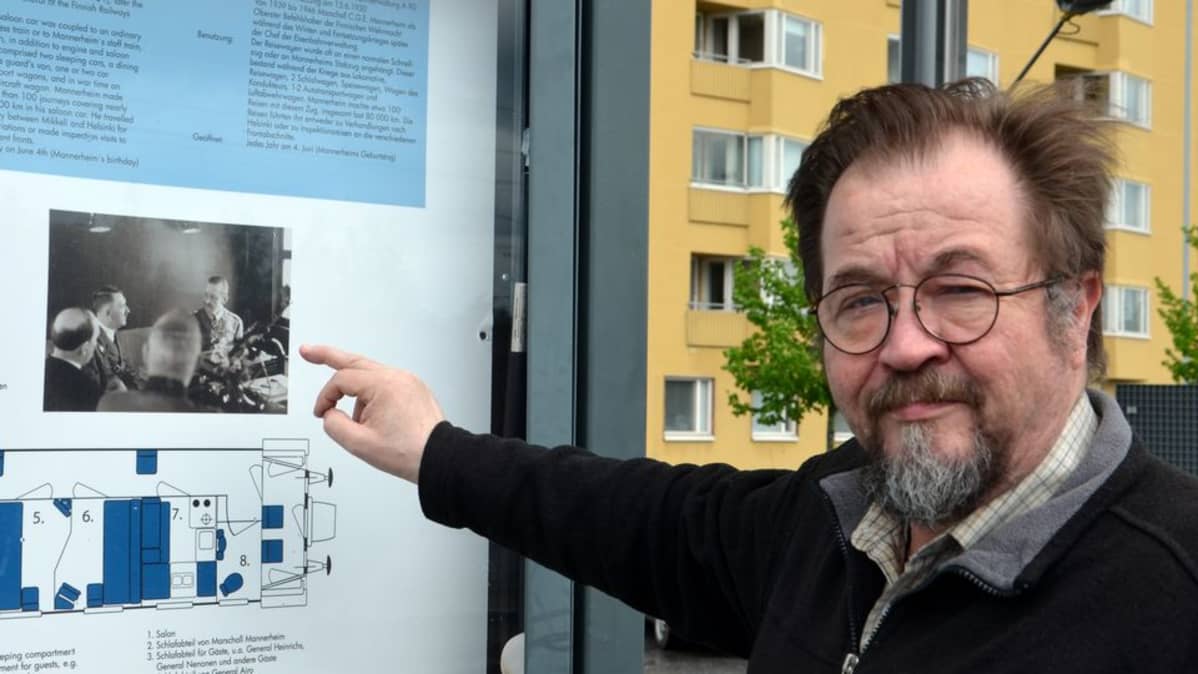 Amanuenssi Pentti Nousiainen.