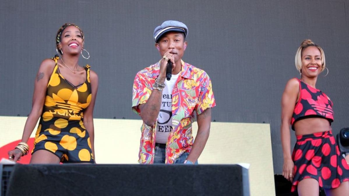 Jenkkitähti Pharell Williams oli mukana vetämässä ennätysyleisön Ruisrockiin.