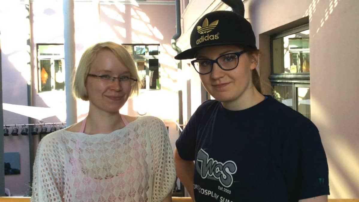 Kaisa Sarvela ja Aino Peltokoski palasivat elokuun alussa Japanin Nagoyassa järjestetystä World Cosplay Summit -kilpailusta.