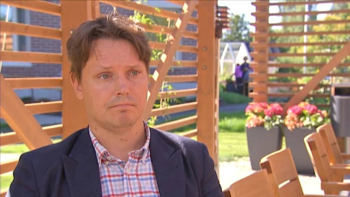 Attendo jatkaisi mielellään sosiaali- ja terveyspalveluja Rääkkylässä, mutta mikään kultakaivos Rääkkylä-sopimus ei yritykselle ole ollut, sanoo yhtiön viestintä- ja yhteiskuntasuhdejohtaja Lauri Korkeaoja.