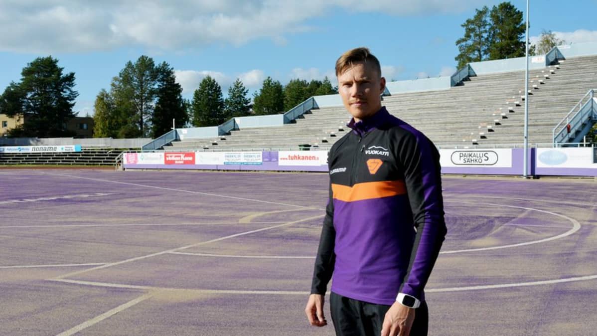 Mikko Korhonen Hiukan stadionilla.