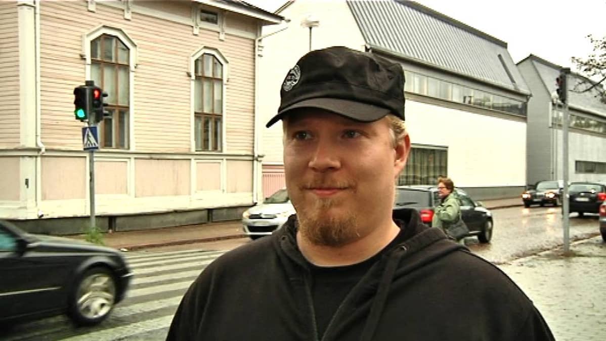Fingersoft-yhtiön toimitusjohtaja Teemu Närhi haluaa kortteliin kunnon palaveri- ja saunatilat sekä yleisökahvilan.