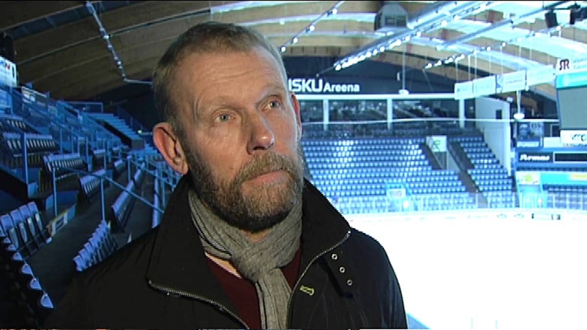 Pelaajayhdistyksen toiminnanjohtaja Jarmo Saarela