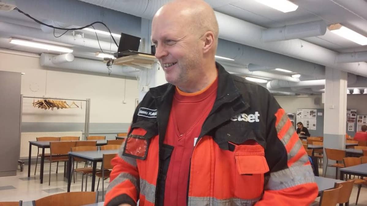 Betsetin Hannu Kalliojärvi ja KyKy-Betsetin valmentaja