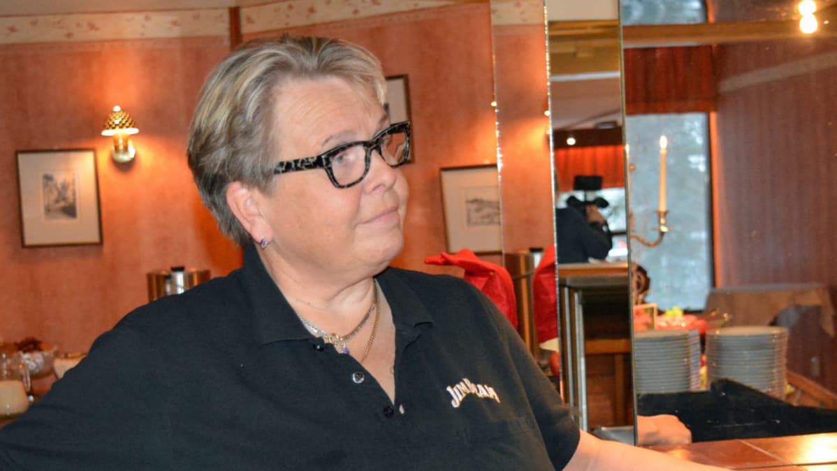 Hotelli Kajaanin johtaja Arja Virtanen.