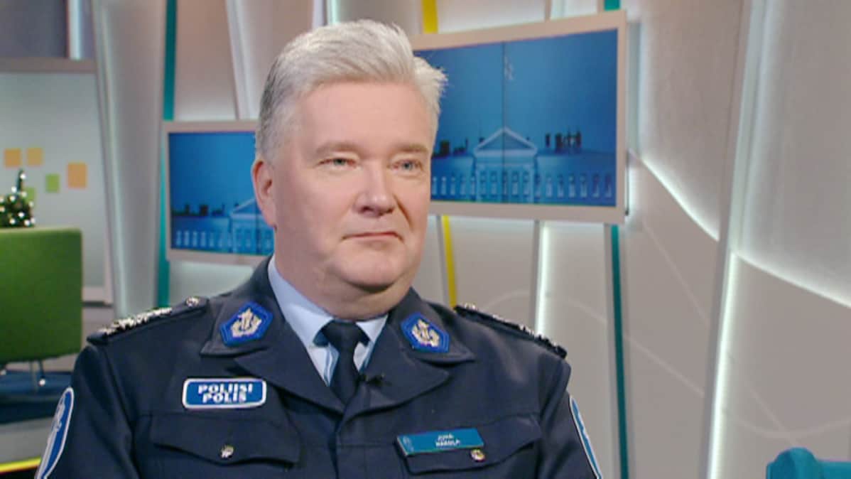 Ylikomisario Juha Hakola