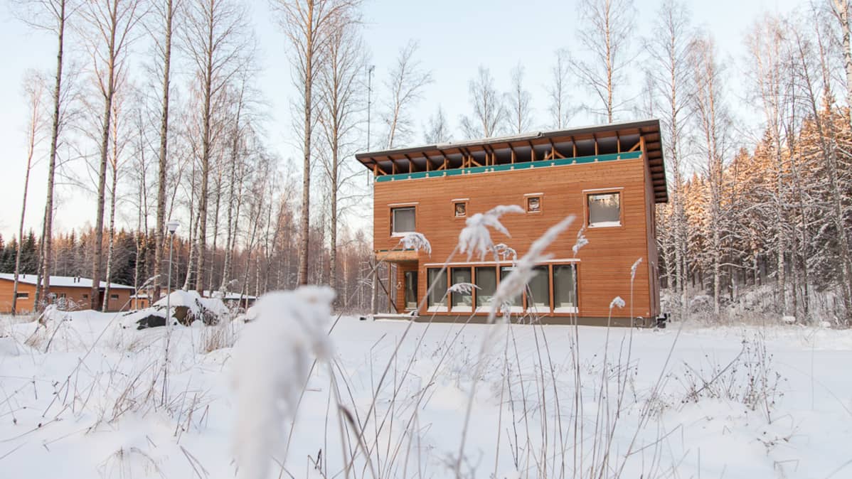 Keskeneräinen lomakylä Taipalsaarella
