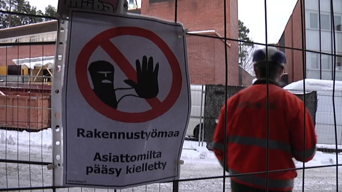 Jyväskylän yliopiston rakennus Ilokivi on remontissa.