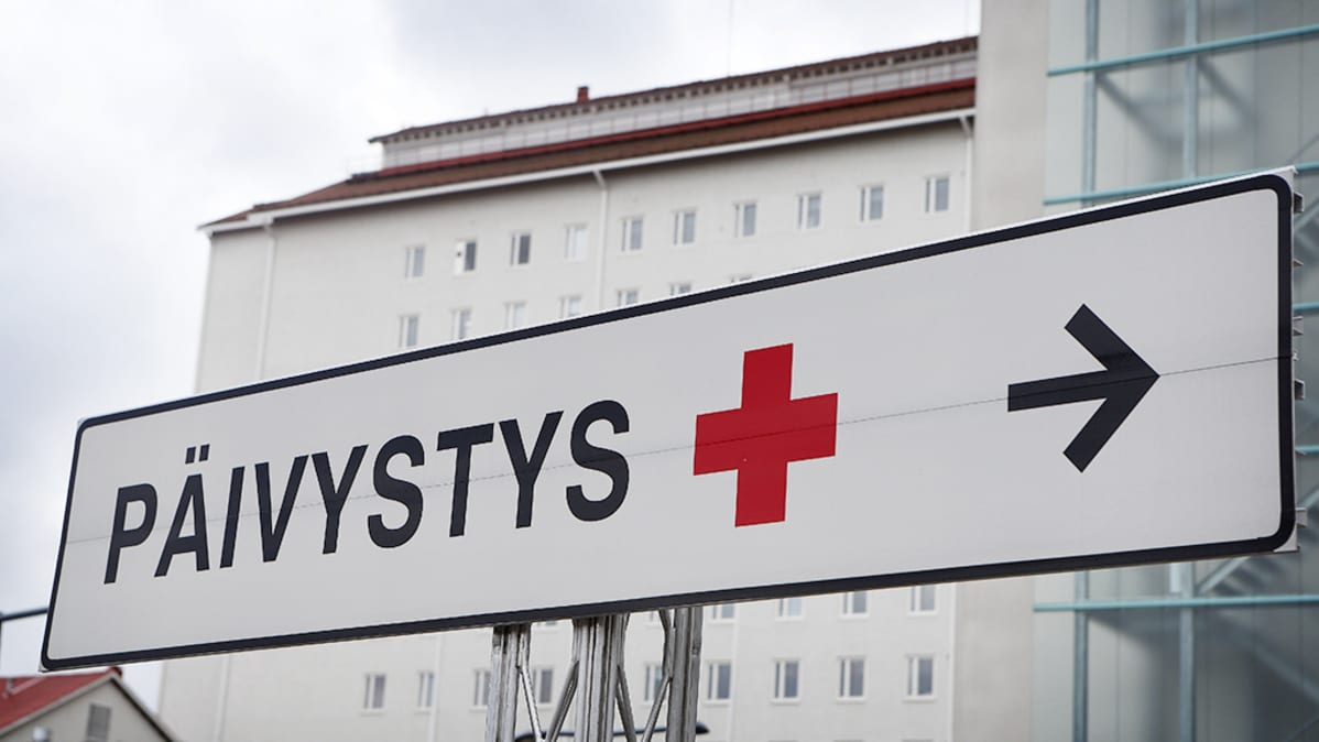 Päivystys-kyltti.