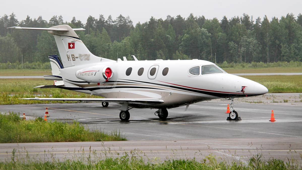 Beechcraft Raytheon 390 Premier IA liikesuihkukone sersa group Konrad Schnyder