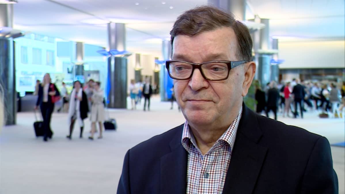 Paavo Väyrynen