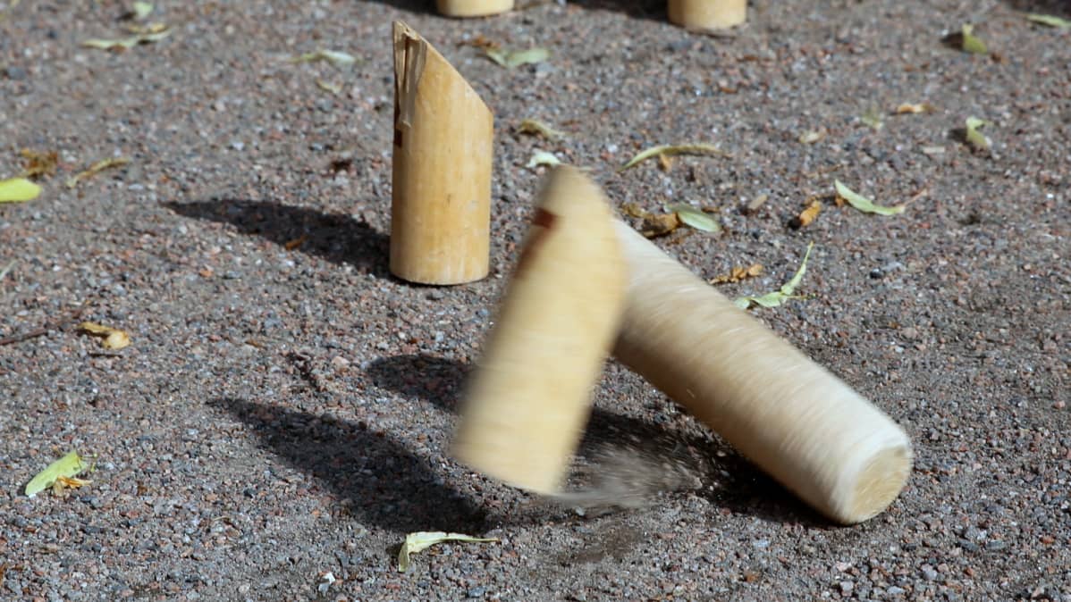 Osuma Mölkkypelissä.