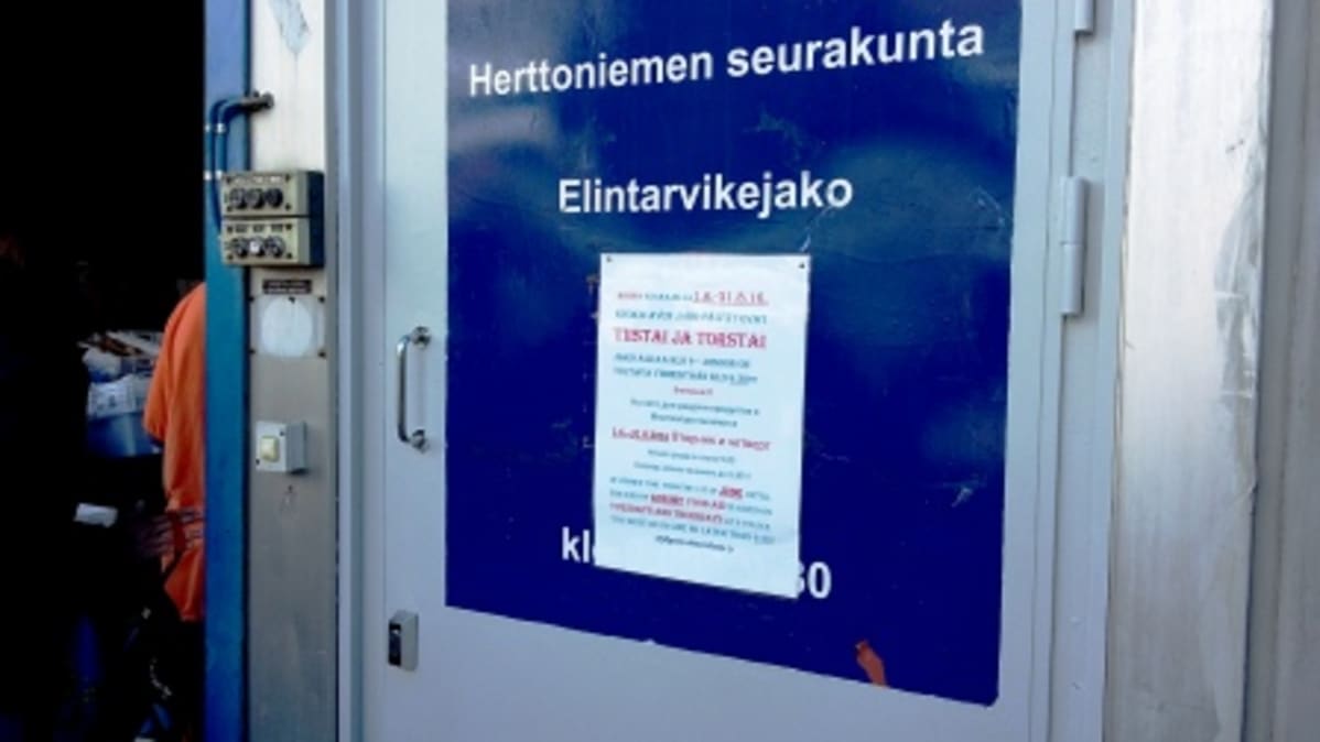 leipäjono myllypuro helsinki ruoka-apu elintarvikejakelu köyhyys