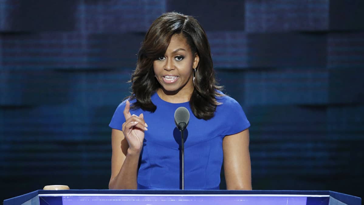 Michelle Obama puhui demokraattien puoluekokouksessa Philadelphiassa heinäkuussa 2016