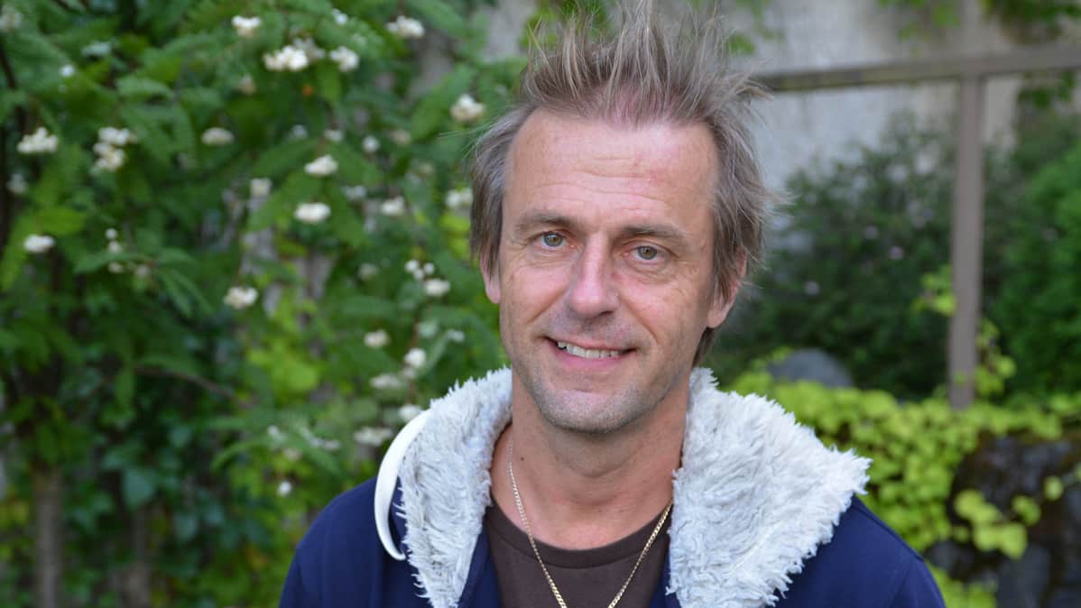 Delfiinikouluttaja Kai Mattsson.
