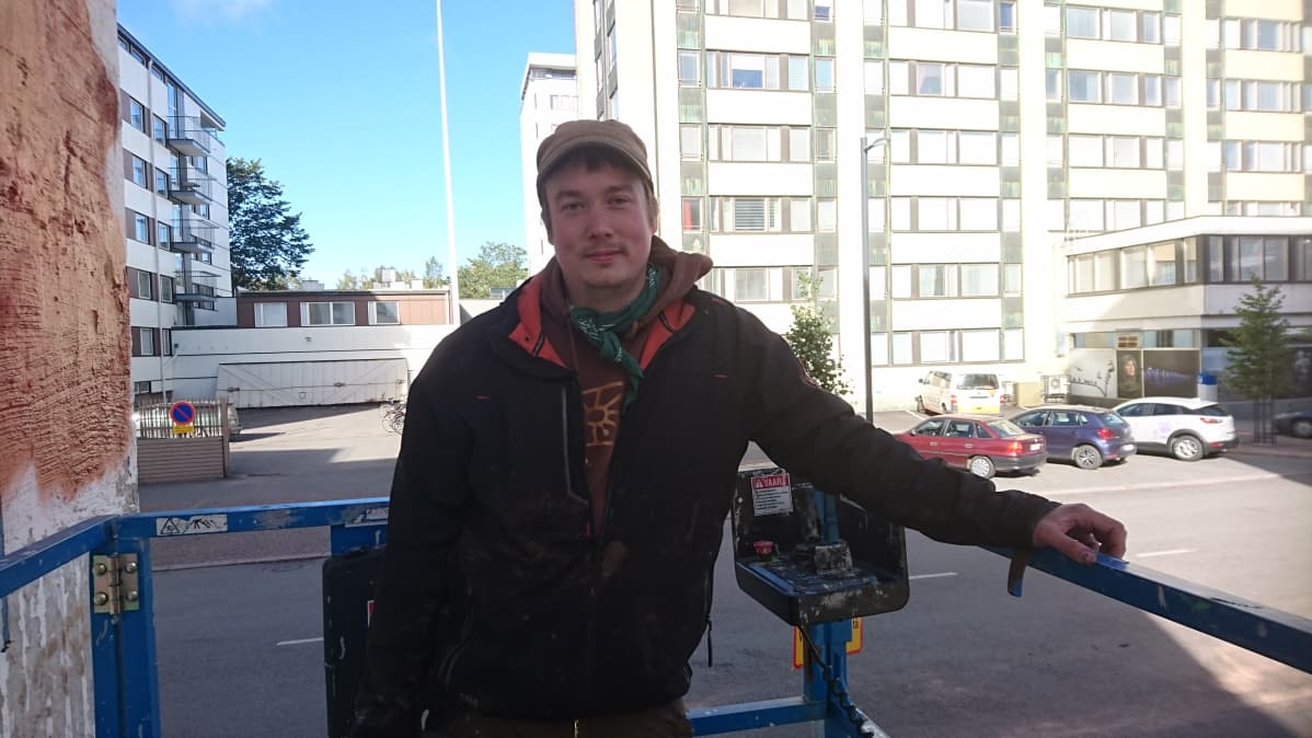 Anders Sunna nojaa kaiteeseen.