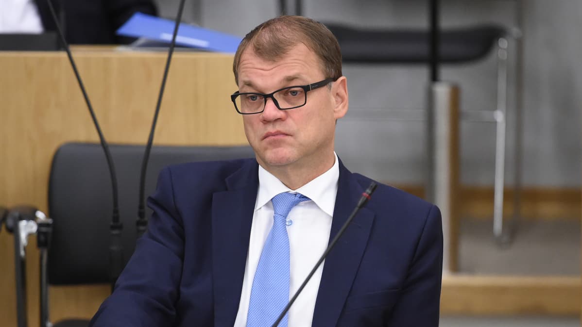 Pääministeri Juha Sipilä eduskunnassa.