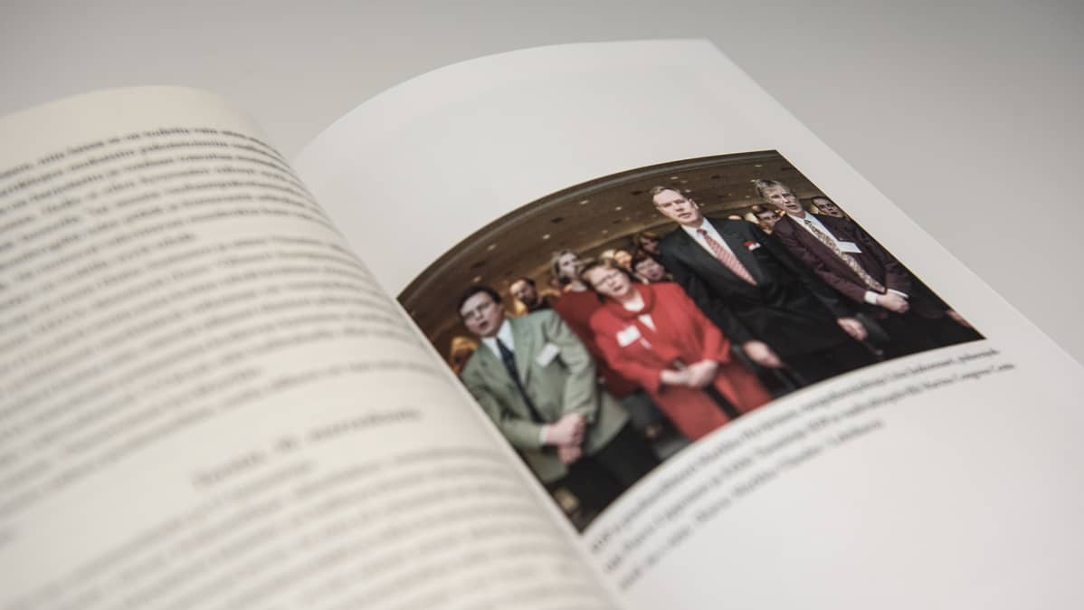 Erkki Tuomiojan julkaisu 'Poliittiset päiväkirjat 1995-1997'.