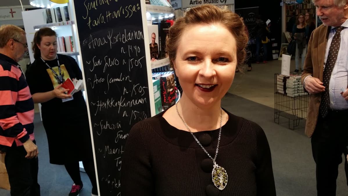 Kirjailija Anna Kortelainen