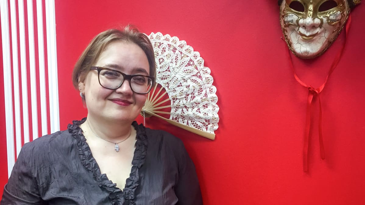 Queer-tangon harrastajan äiti Oksana Kolozhvari.