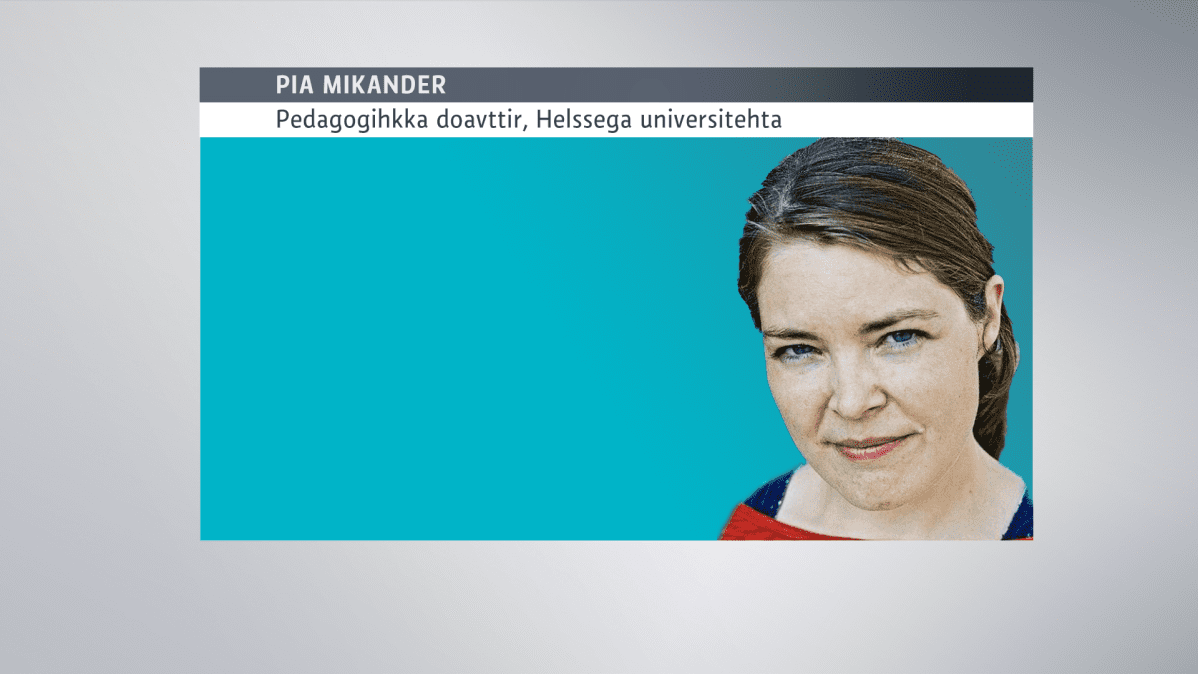 Pia Mikander nákkahallan suopmelaš oahppogirjjiid árvomáilmmis