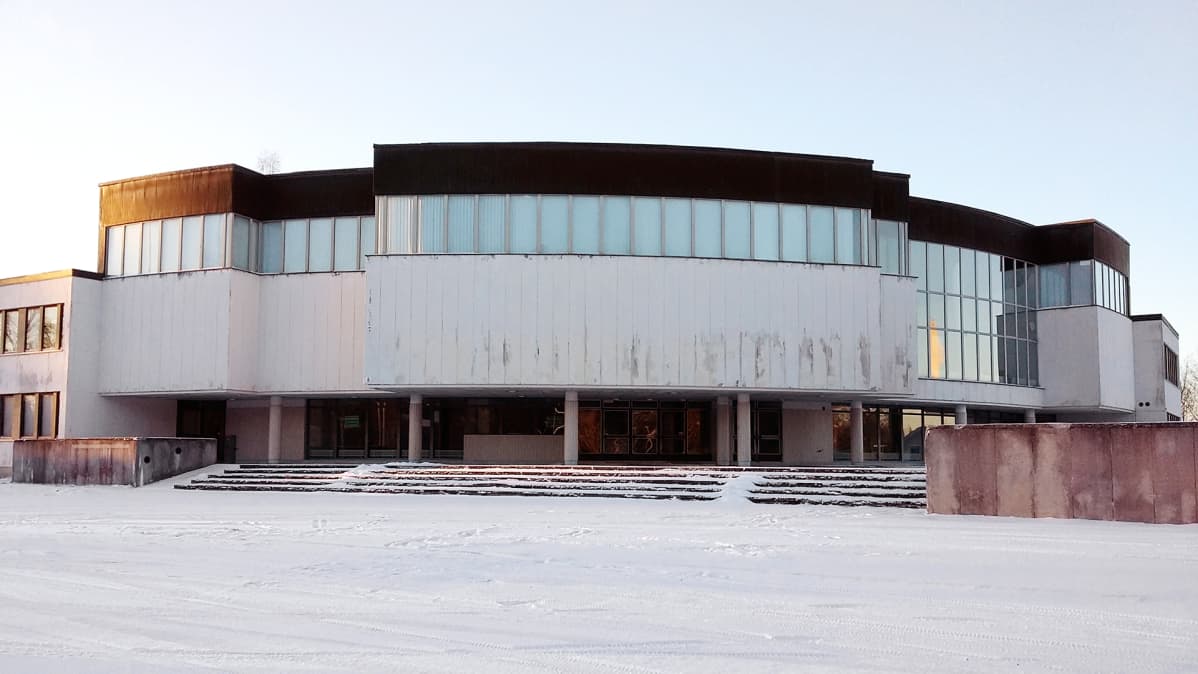 Anjalankosken entinen kaupungintalo Kouvolassa.