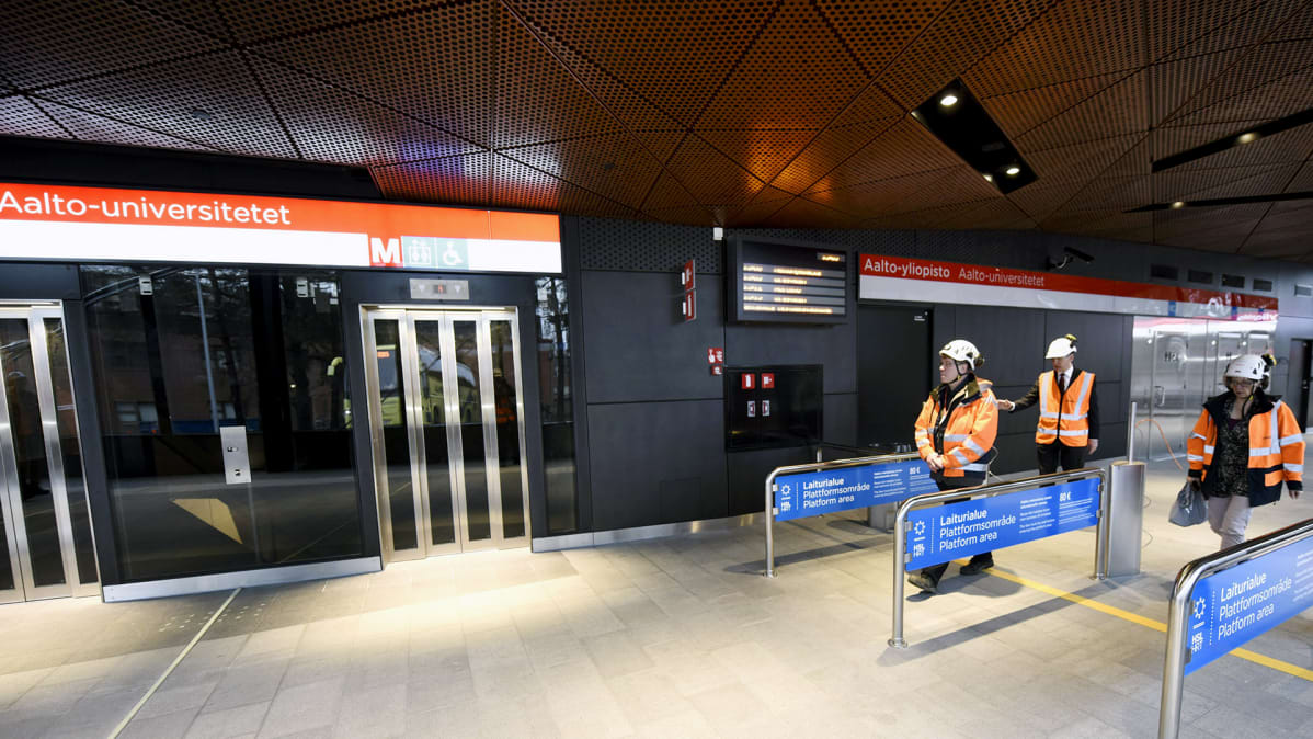 Länsimetron Aalto-yliopiston metroasema Espoon Otaniemessä.