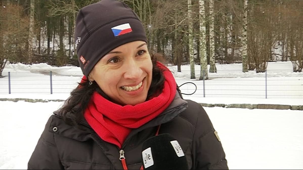 Katerina Staskova piti curlingista.