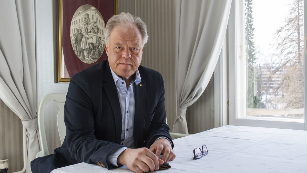 Olli Luukkainen.