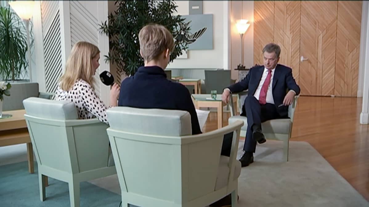 Uutisluokka haastattele presidentti Niinistöä 20.04.2017.