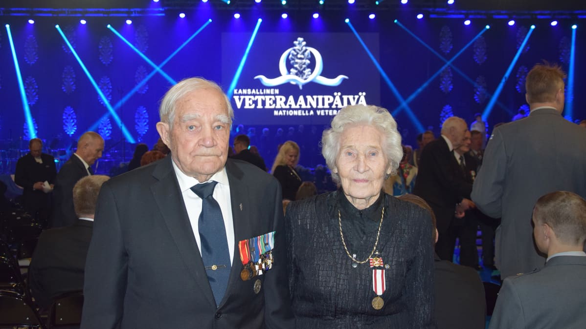 Veikko ja Raili Punakallio Lahden veteraanijuhlassa.