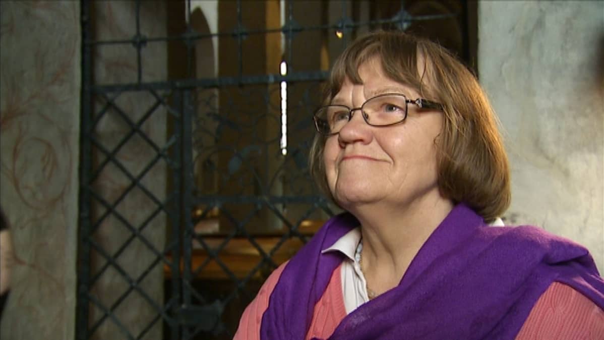 Anna-Liisa Kataisella on paljon harrastuksia, mutta virsimaratonille hän antaa paljon aikaa.