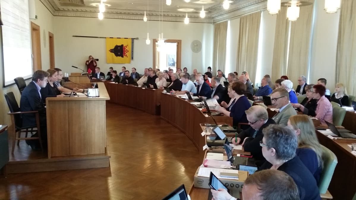 Porin kaupunginvaltuuston kokous.