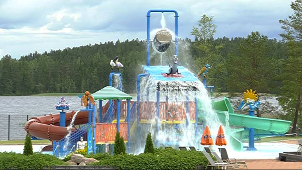 Kouvolan Aquaparkin vesileikkipaikka.