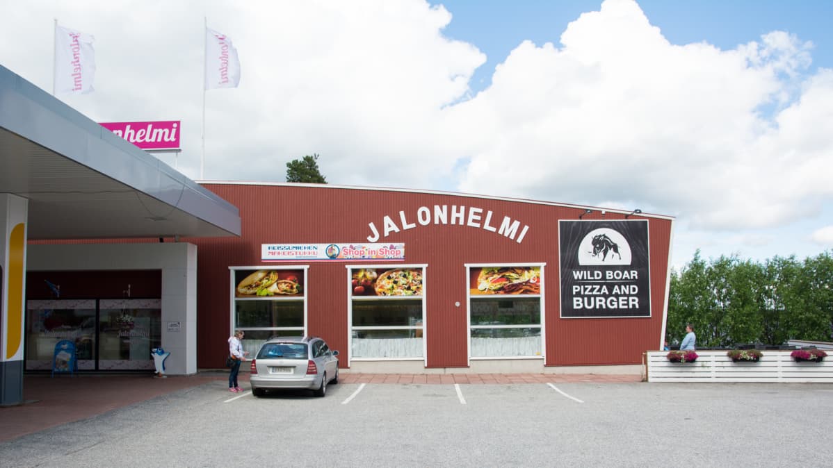 Kahvila Jalonhelmi Suomussalmella.