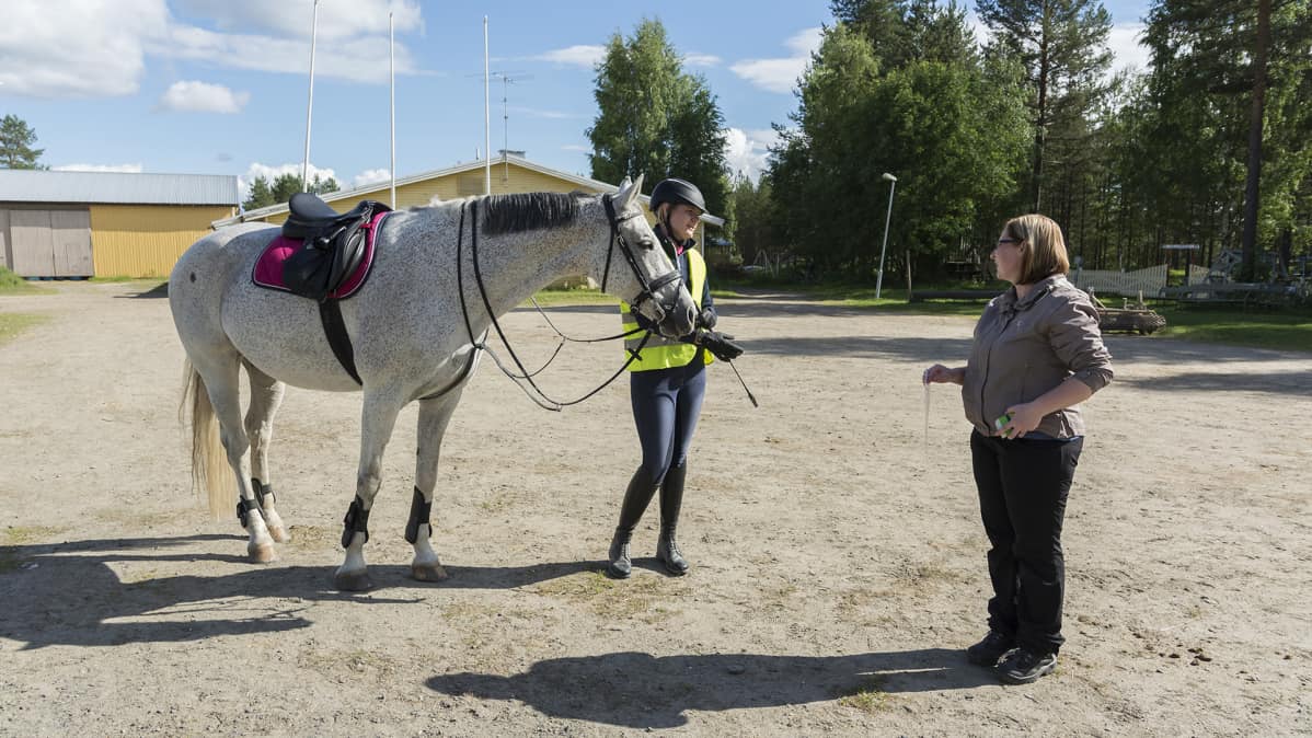 Liisa Kemppainen ja Sari Kuure