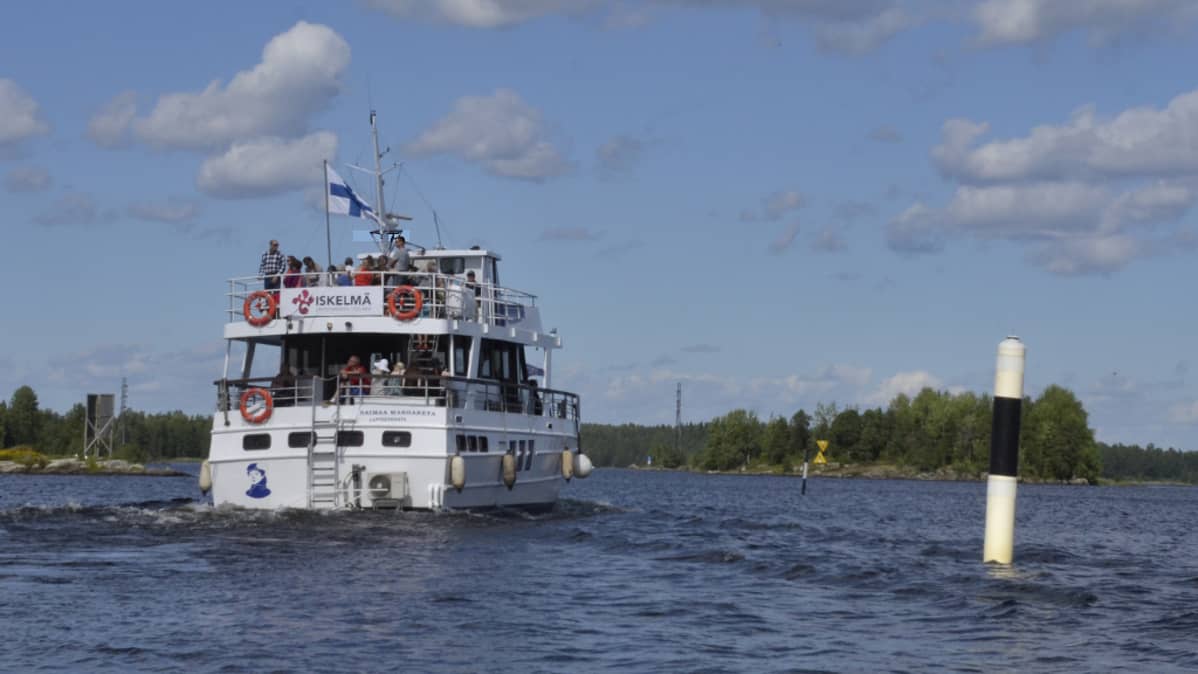 Saimaa Margareta risteilyllä Lappeenrannan edustalla.