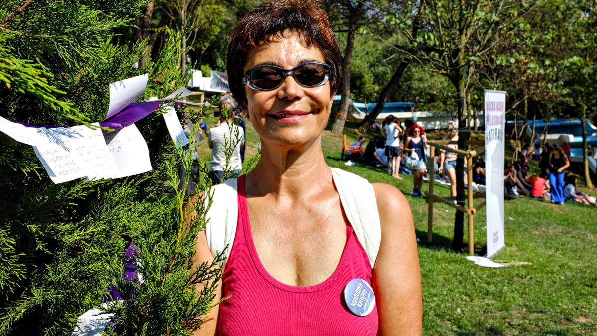 Nilüfer Dündar.