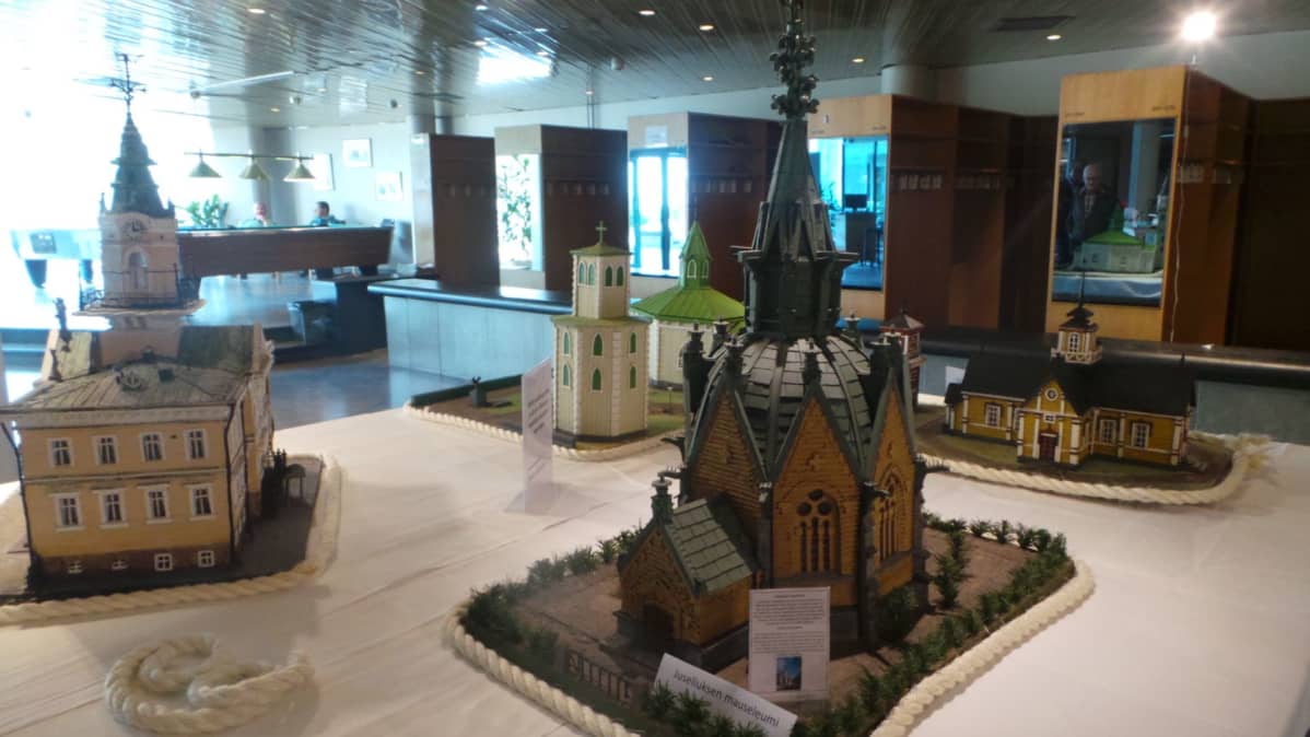 Juseliuksen mausoleumin pienoismalli