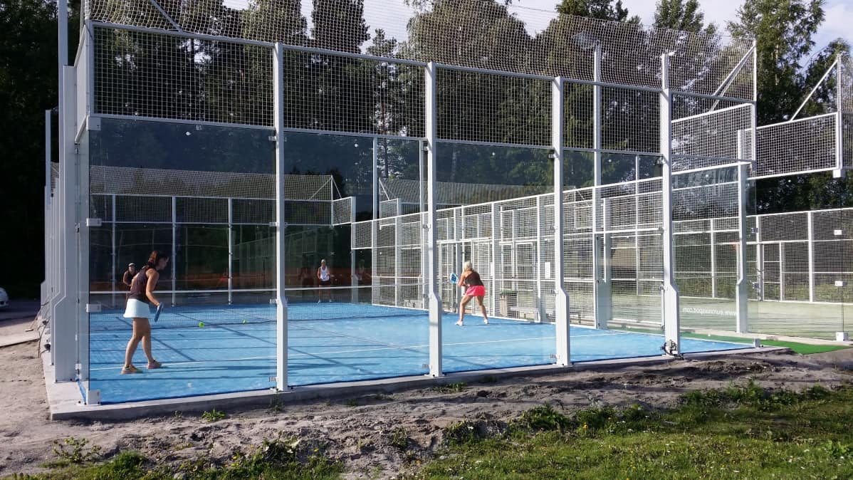 Padel-kenttä Kaarinassa.