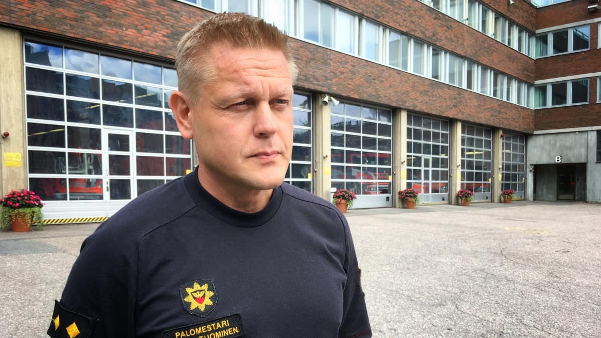 Helsingin pelastuslaitoksen Kimmo Tuominen