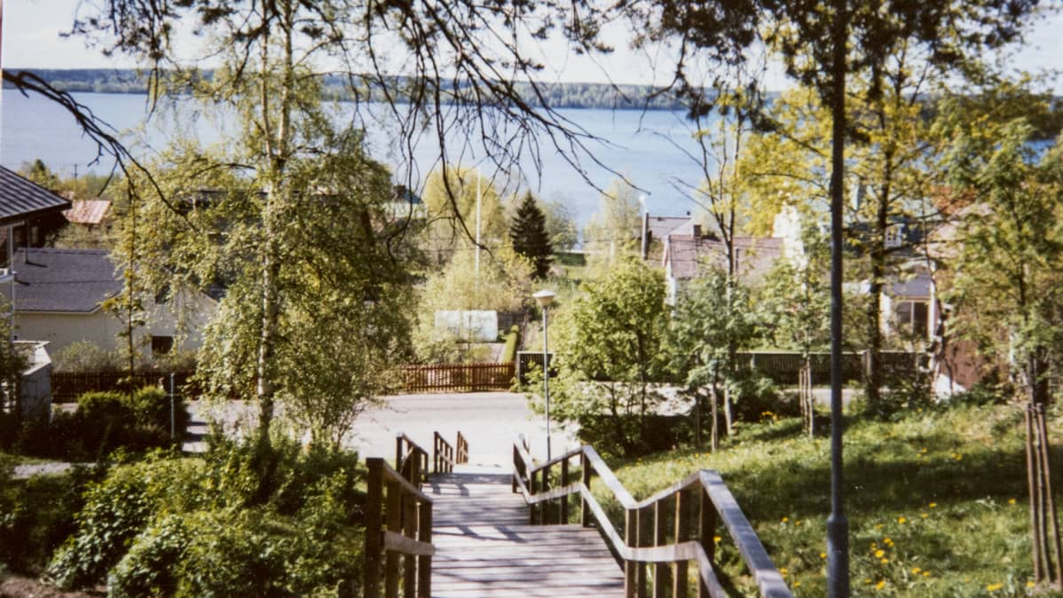 Näkymä Pispalassa sijaitsevilta portailta vuonna 1991