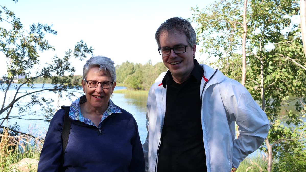 Indianapoliksen yliopiston professorit Susan Hyatt ja Paul R. Mullins kävivät Oulussa elokuussa 2017 kouluttamassa tohtorikurssilaisia vaietun historian tutkimuksen periaatteisiin.